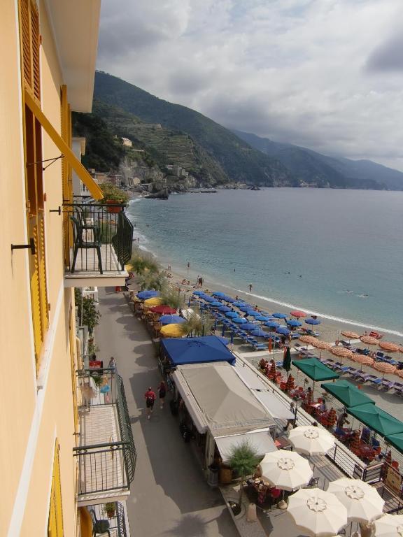 Hotel La Spiaggia Monterosso al Mare Exterior photo